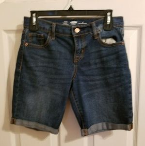 Old Navy Women's size 2 denim Bermuda shorts